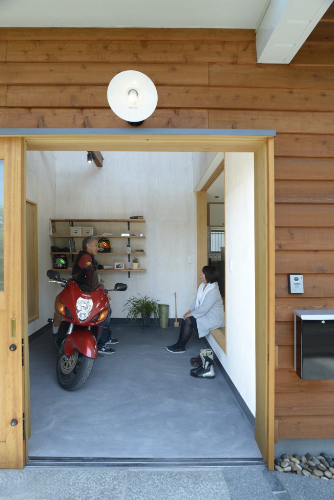 中古住宅を購入してバイクを眺める土間収納を造りました！in富士市の施工ポイント